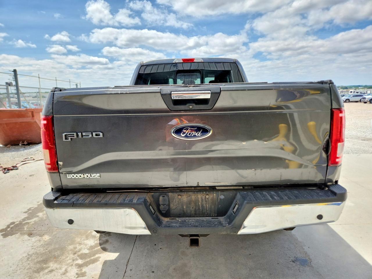 2015 Ford F150 Super Cab - Image 6