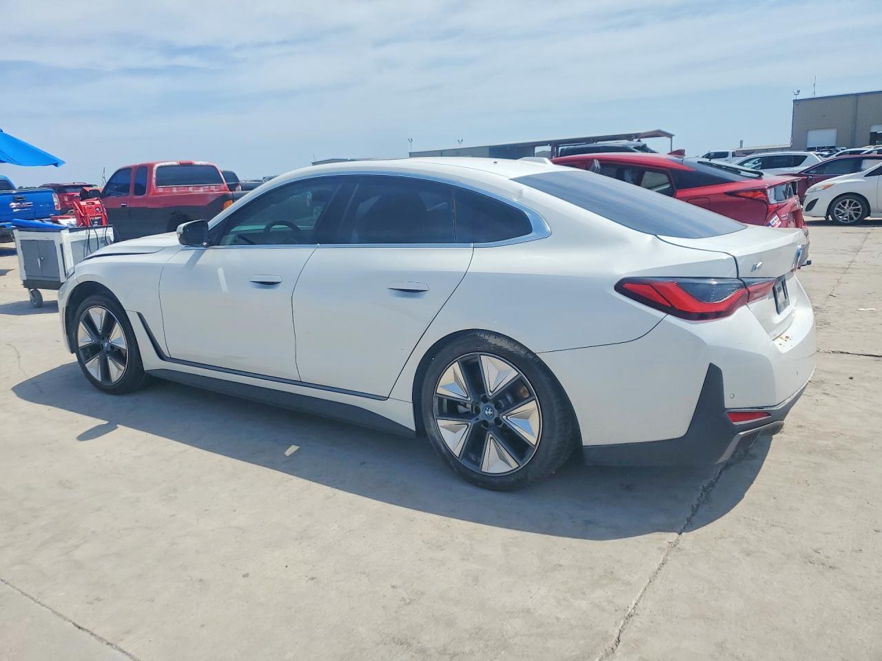 2024 BMW I4 Edrive 35 - Фото 2