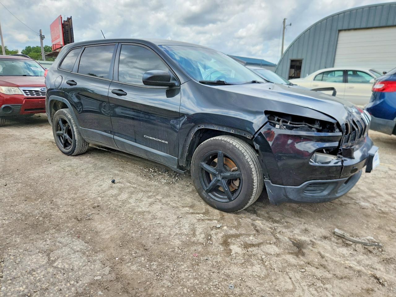 2015 Jeep Cherokee Sport - Фото 4
