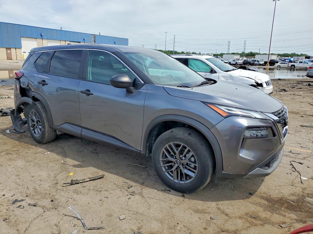 2023 Nissan Rogue S - Фото 4
