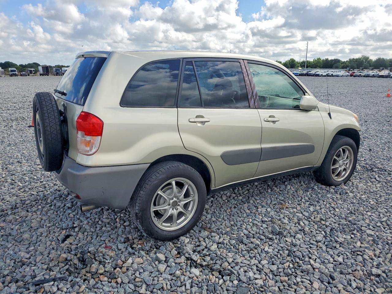 2002 Toyota Rav4 Base - Фото 3