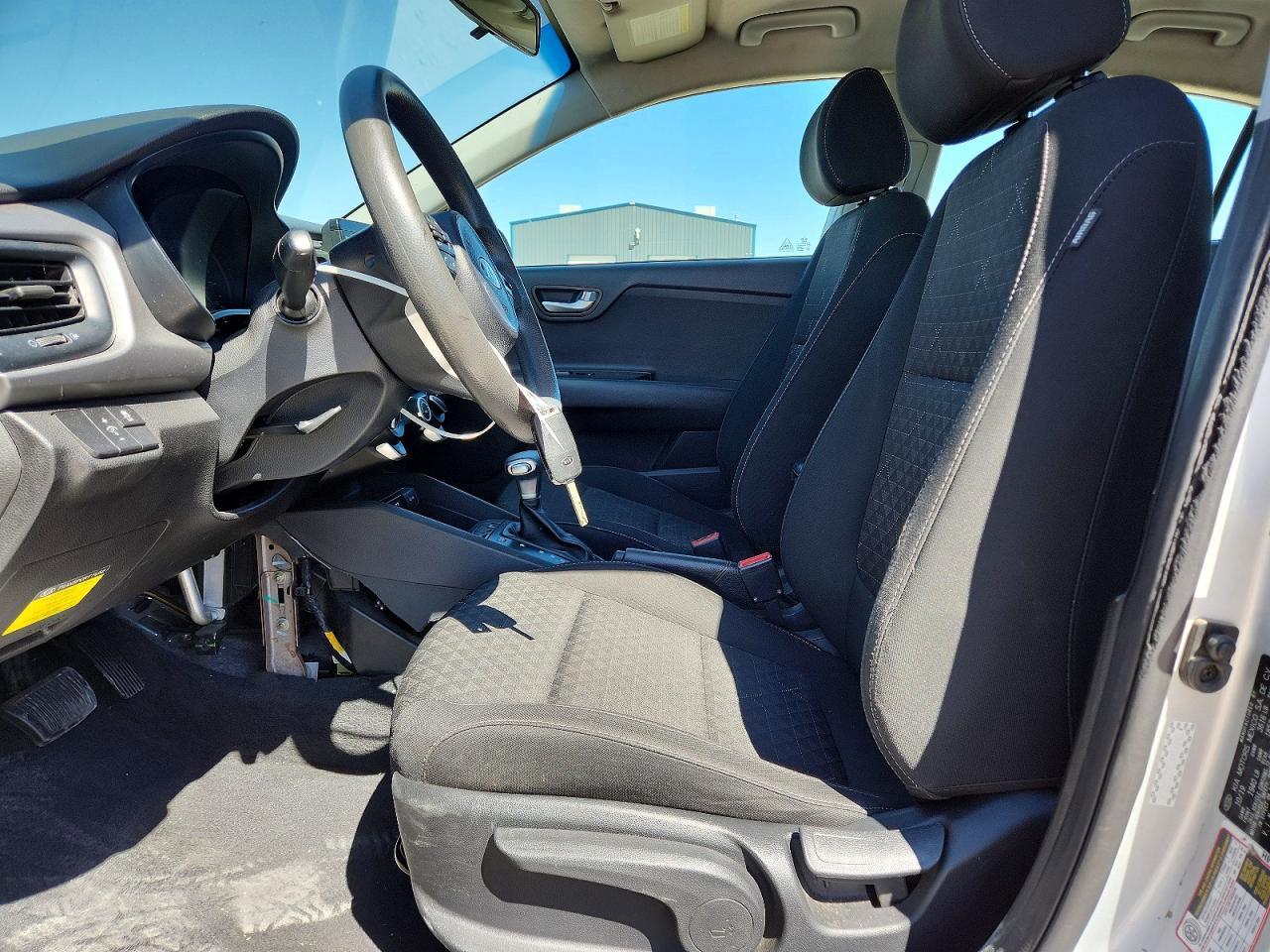 2020 Kia Rio S - Фото 7