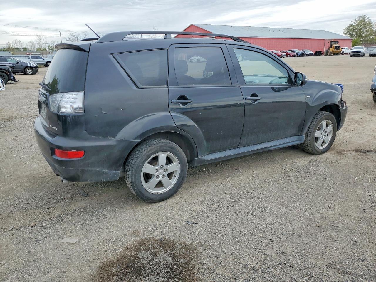 2013 Mitsubishi Outlander Se - Фото 3