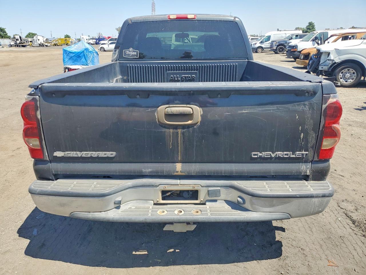 2003 Chevrolet Silverado C1500 - Image 6