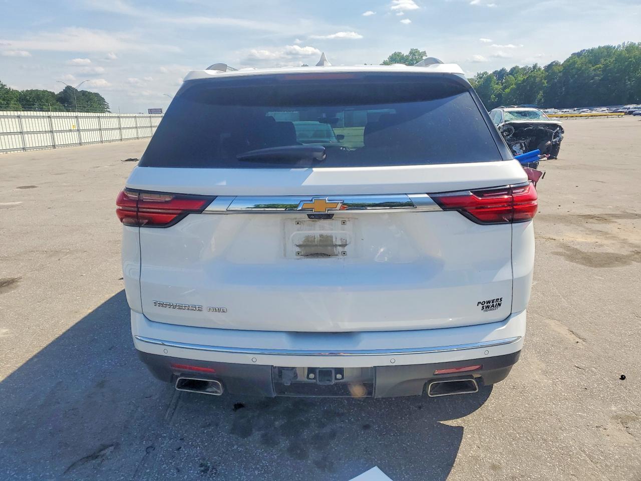 2023 Chevrolet Traverse High Country - Image 6