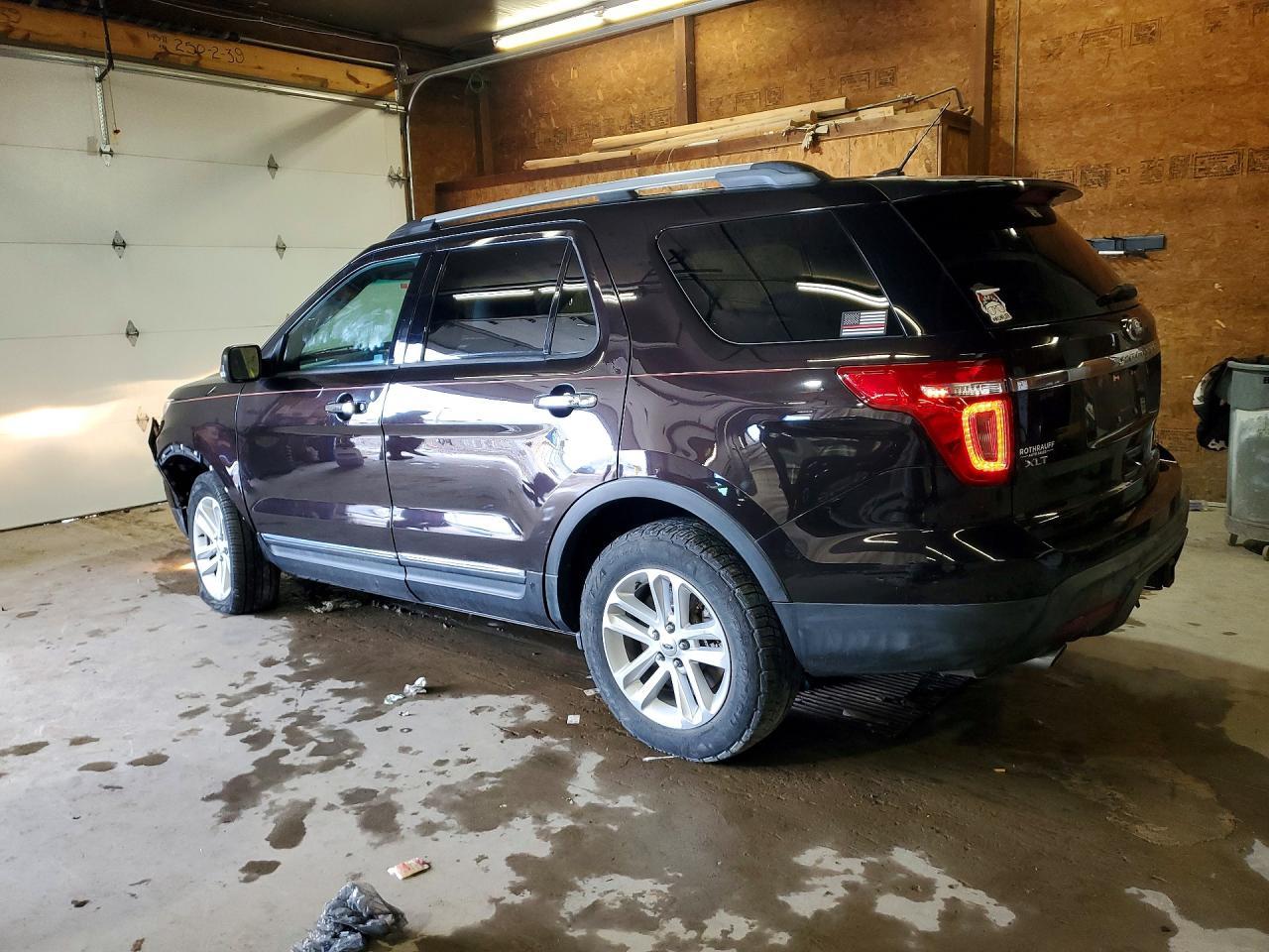 2014 Ford Explorer Xlt - Image 2