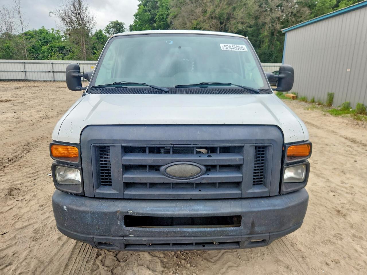 2014 Ford Econoline E250 Van - Image 5