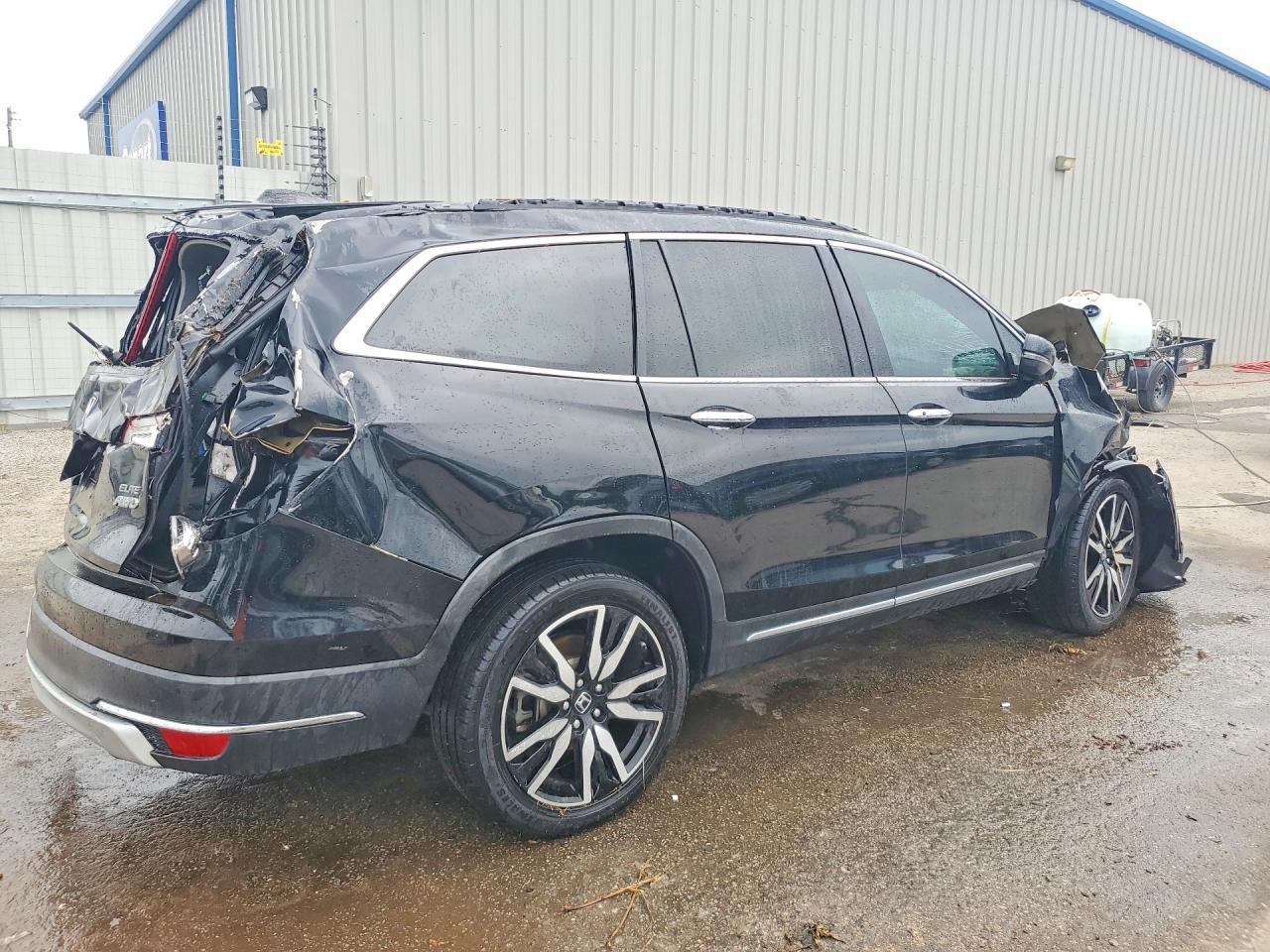 2020 Honda Pilot Elite - Фото 3