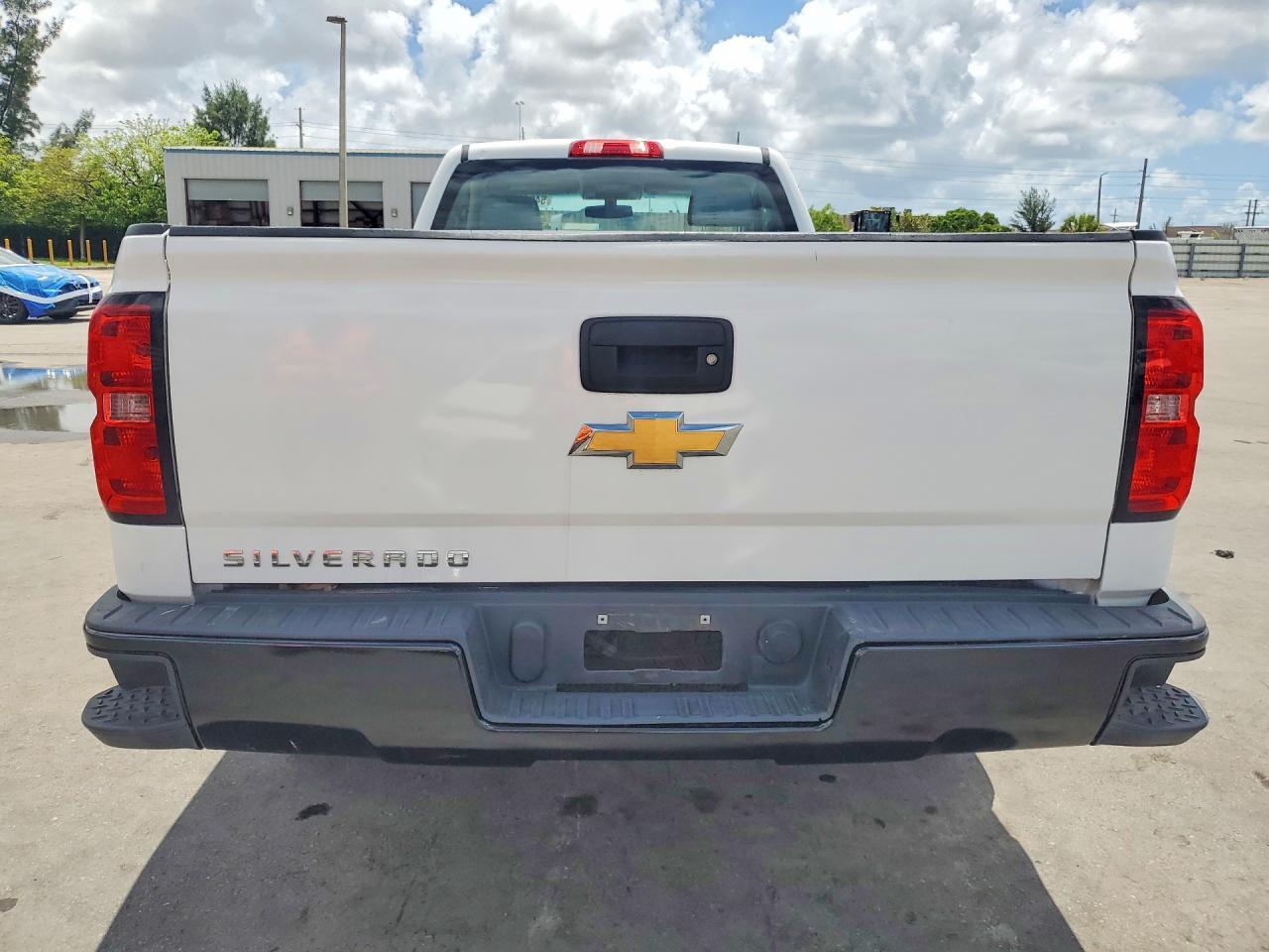 2017 Chevrolet Silverado C1500 - Фото 6