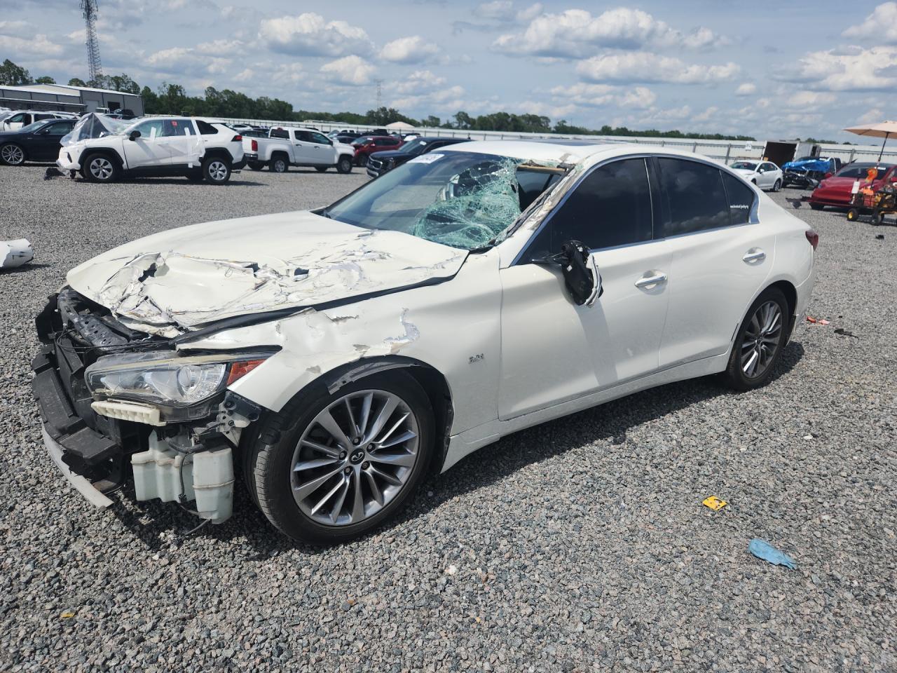 2018 Infiniti Q50 3.0T Luxe