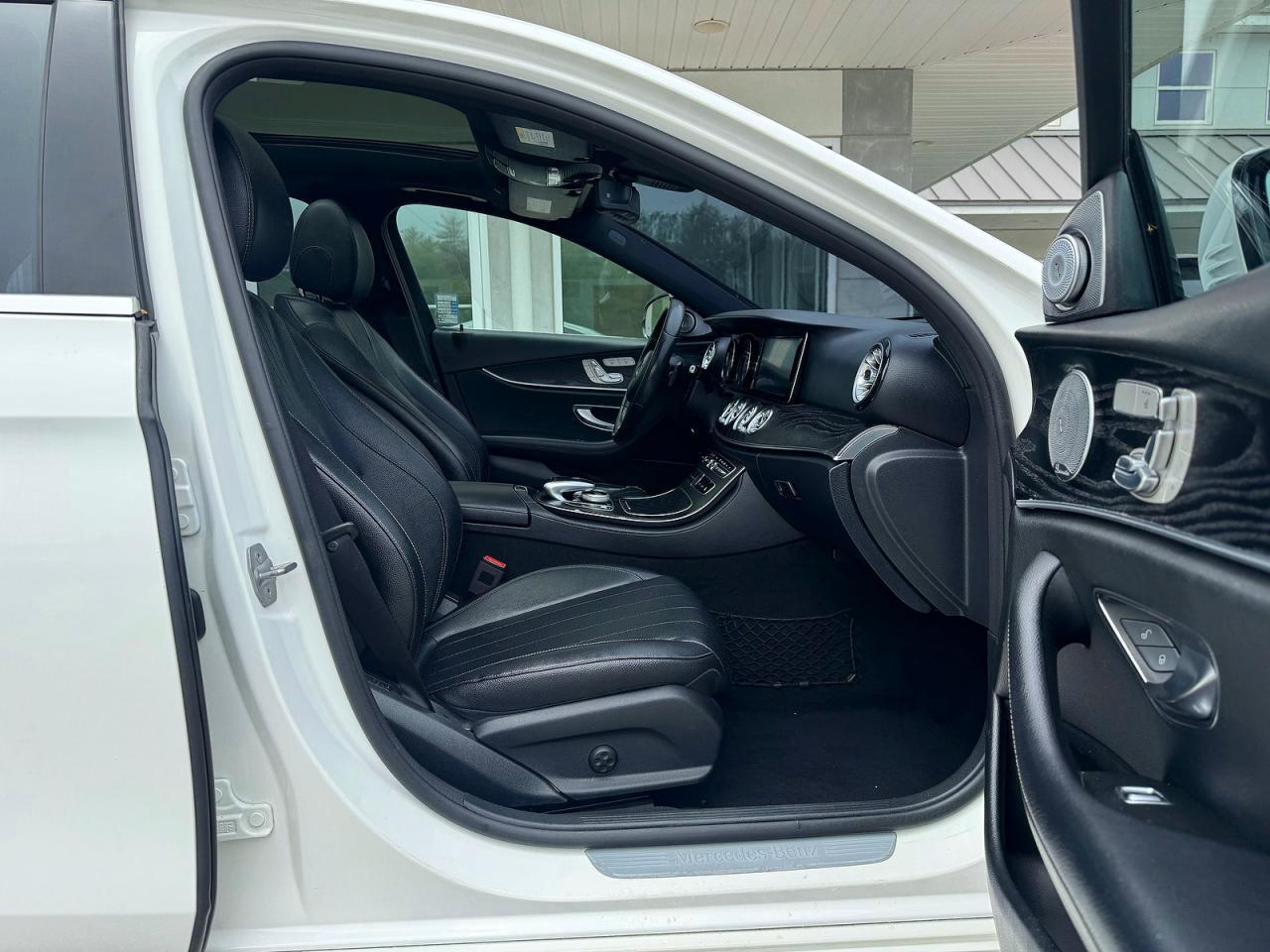 2018 Mercedes-Benz E 300 4Matic - Фото 5