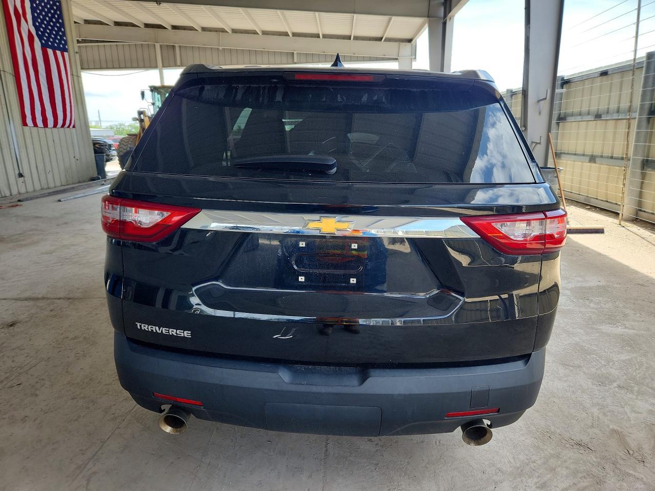 2019 Chevrolet Traverse Ls - Фото 6