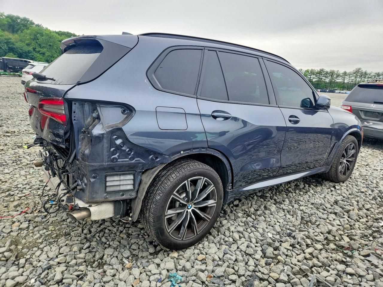 2022 BMW X5 xDrive40I - Фото 3