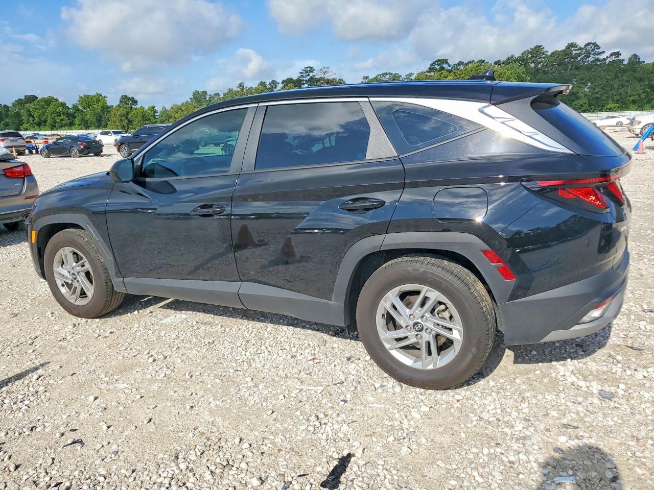 2026 Hyundai Tucson Se - Image 2