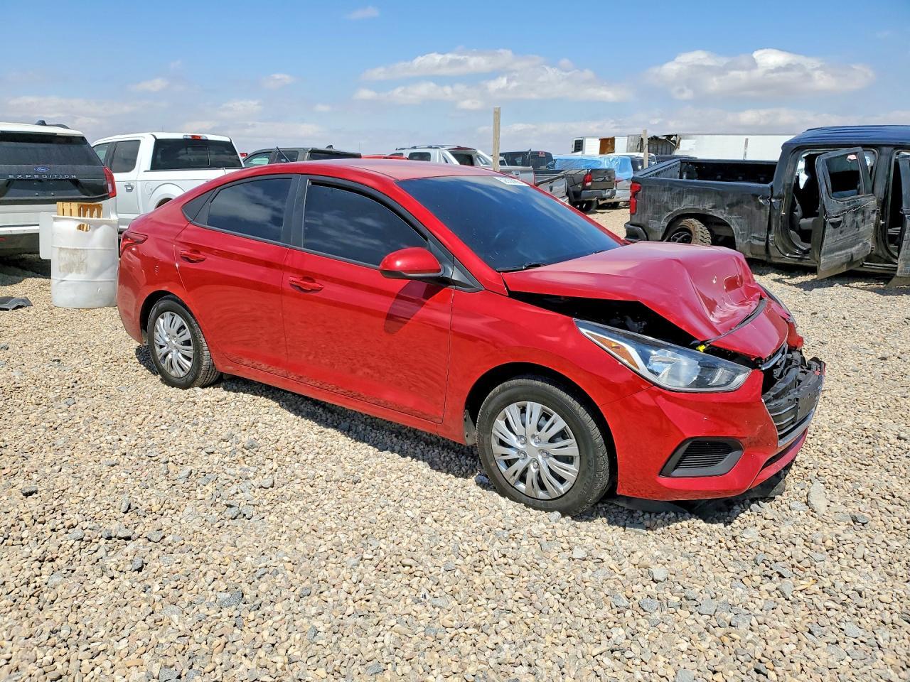 2022 Hyundai Accent Se - Фото 4