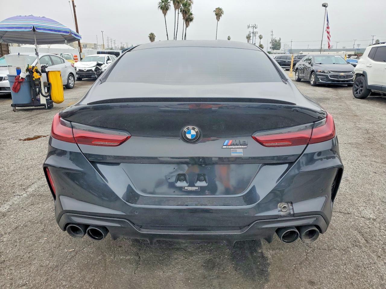 2022 BMW M8 - Фото 6