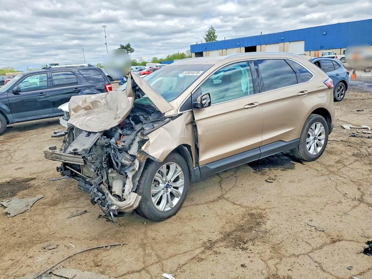 2020 Ford Edge Titanium
