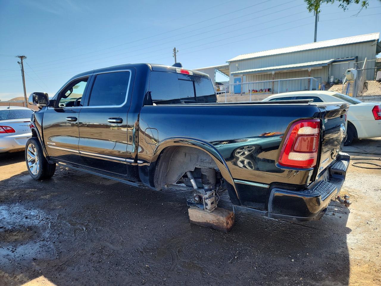 2019 Ram 1500 Limited - Фото 2