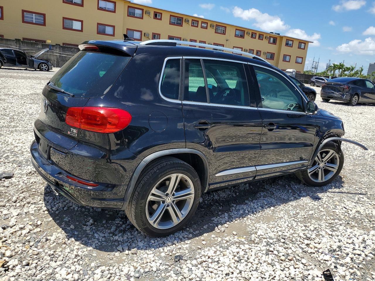 2017 Volkswagen Tiguan Sport - Фото 3