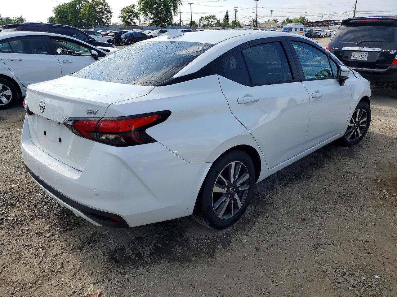 2021 Nissan Versa Sv - Фото 3