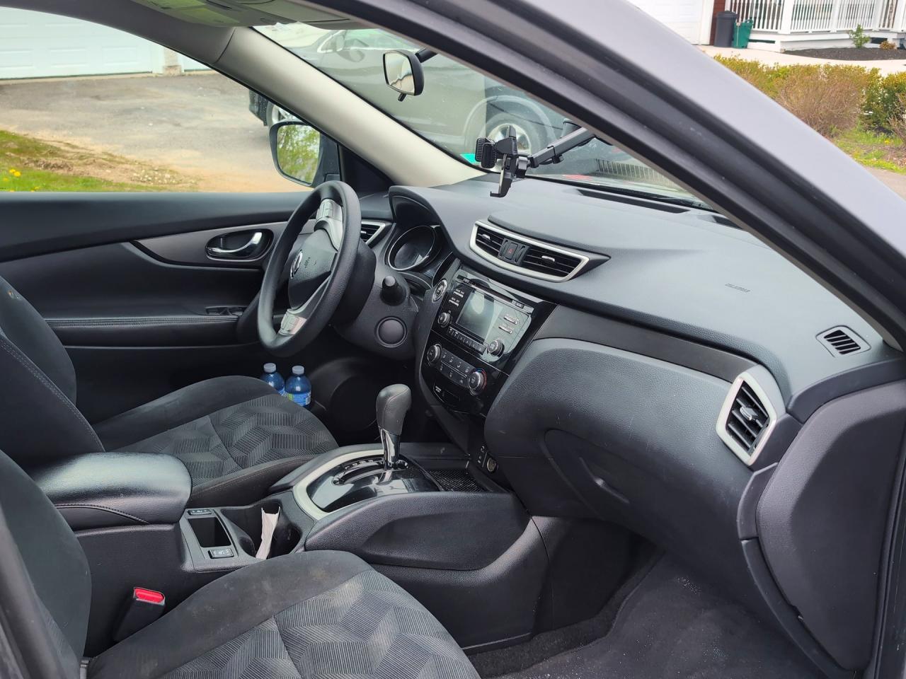 2016 Nissan Rogue S - Фото 5