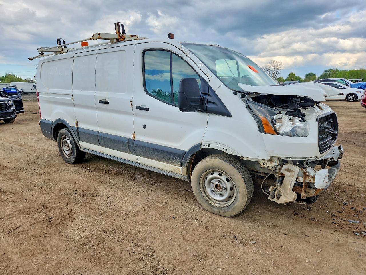 2015 Ford Transit T-150 - Image 4