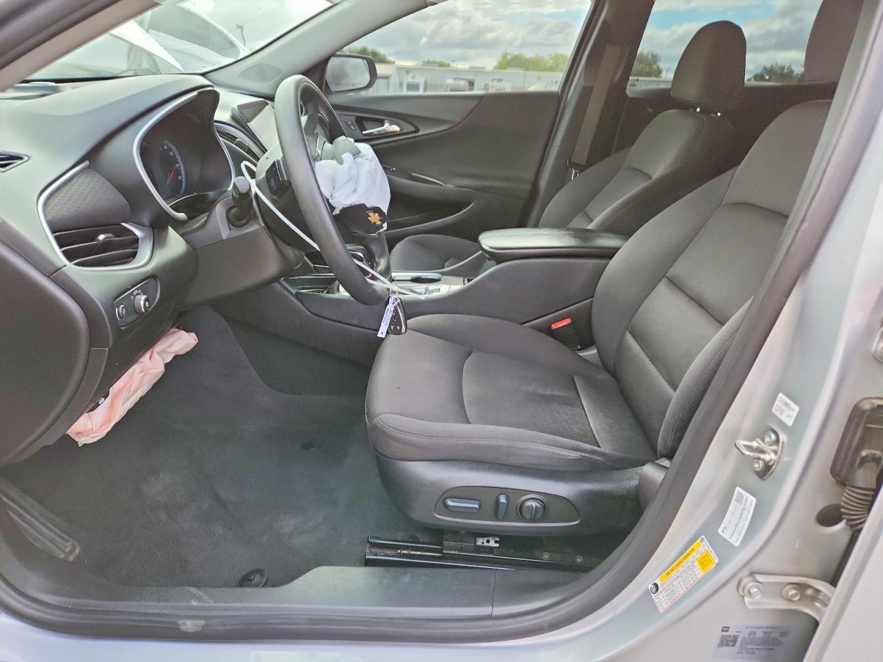 2022 Chevrolet Malibu Lt - Image 7