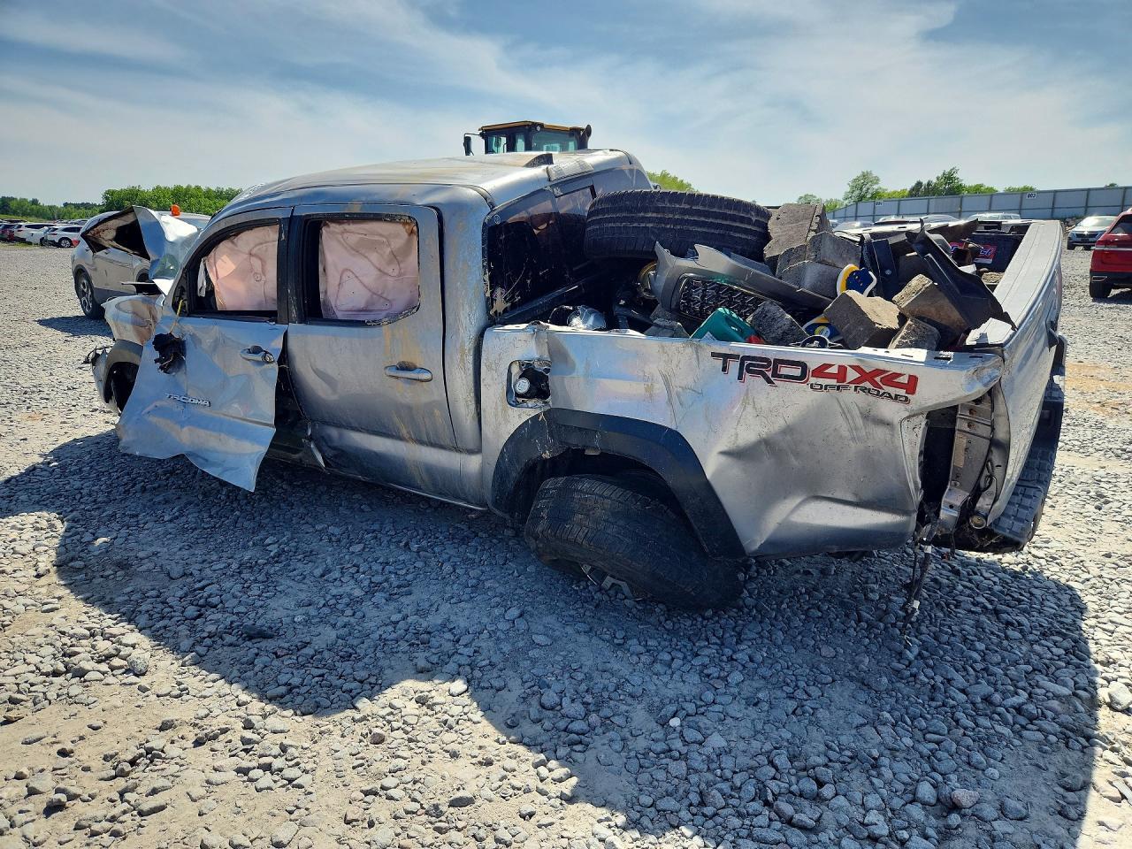 2019 Toyota Tacoma Trd Off-Road - Image 2