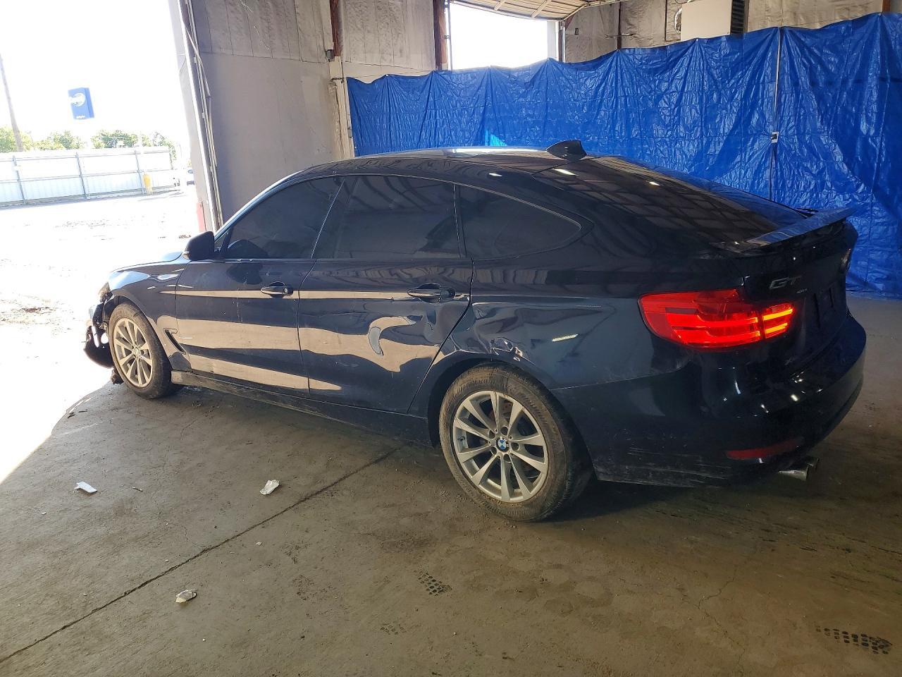 2015 BMW 328 Xigt - Фото 2