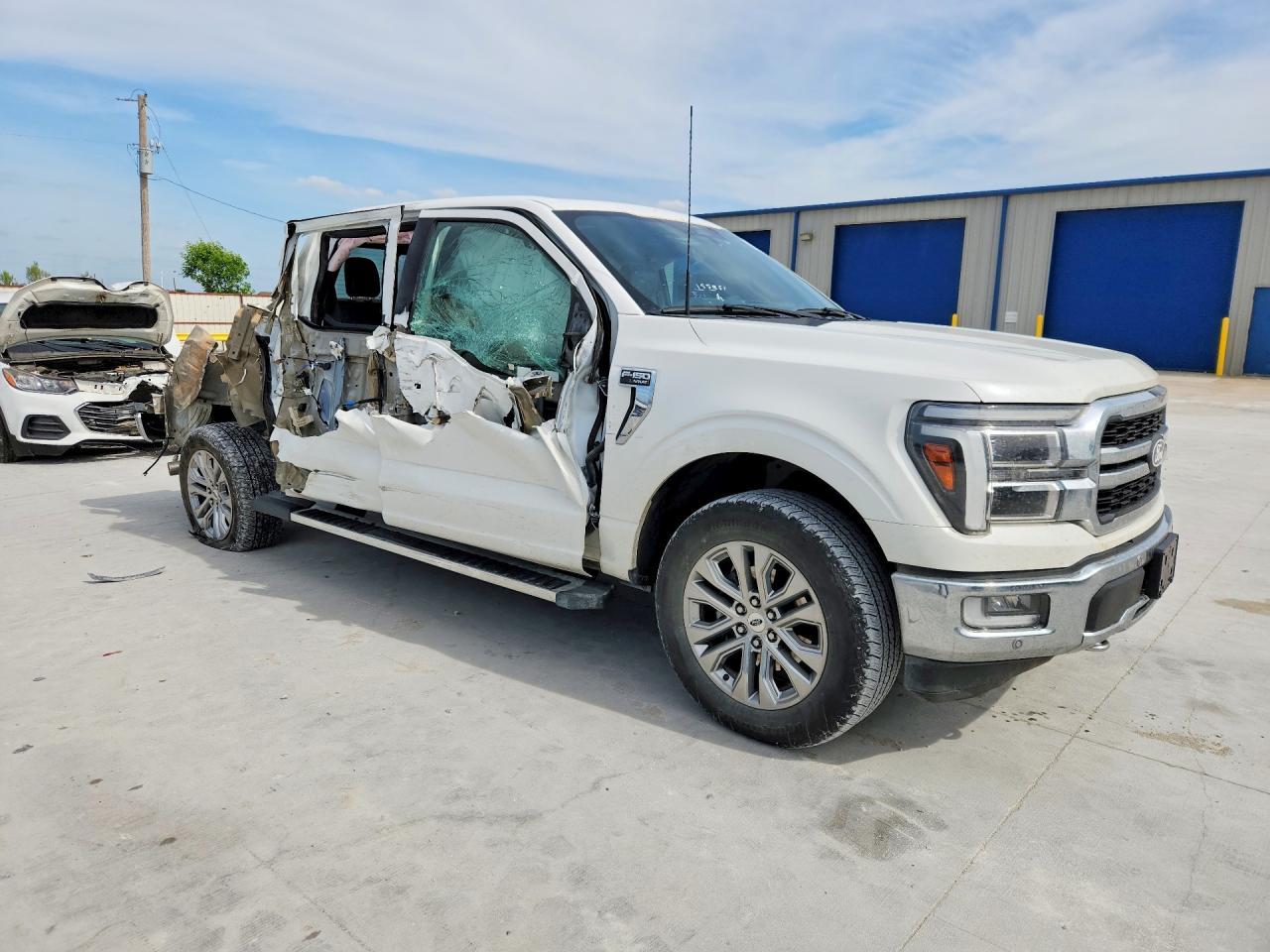 2024 Ford F150 Lariat - Фото 4