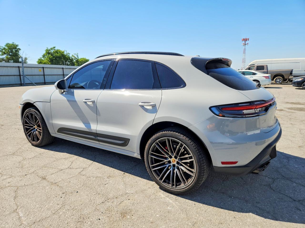 2024 Porsche Macan S - Фото 2