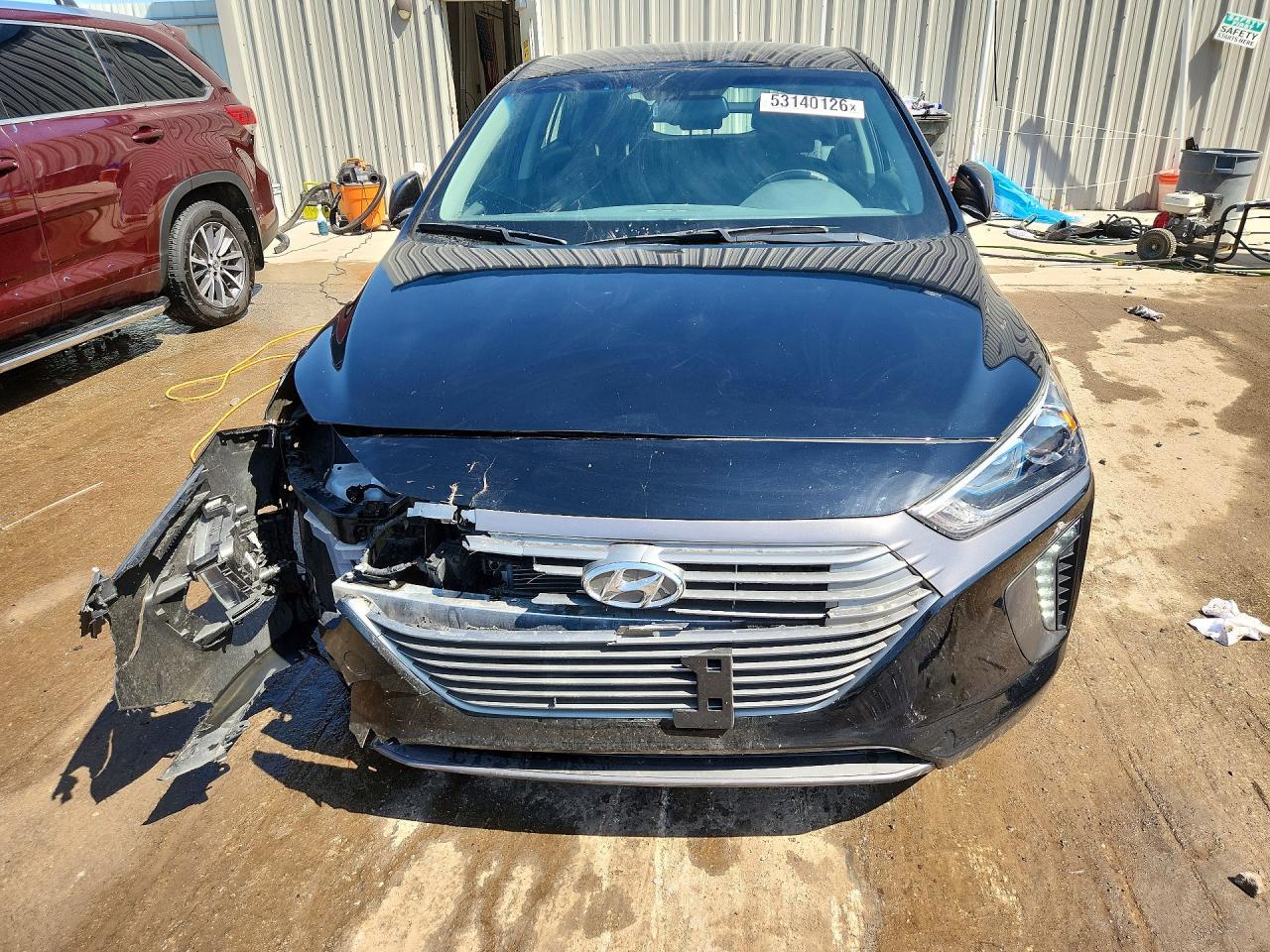 2019 Hyundai Ioniq Plug-In Hybrid Base - Фото 5