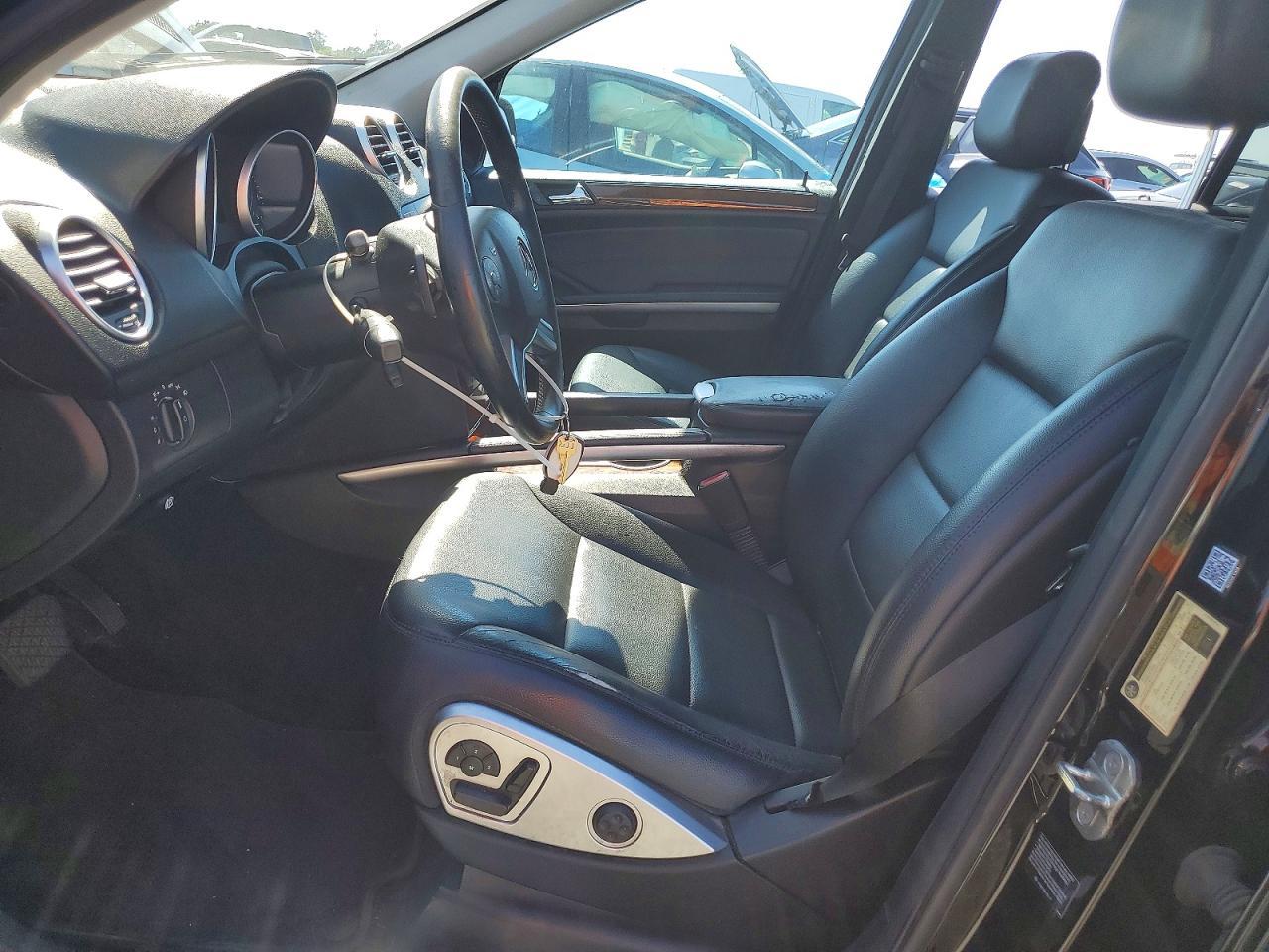 2010 Mercedes-Benz M-Class - Фото 7