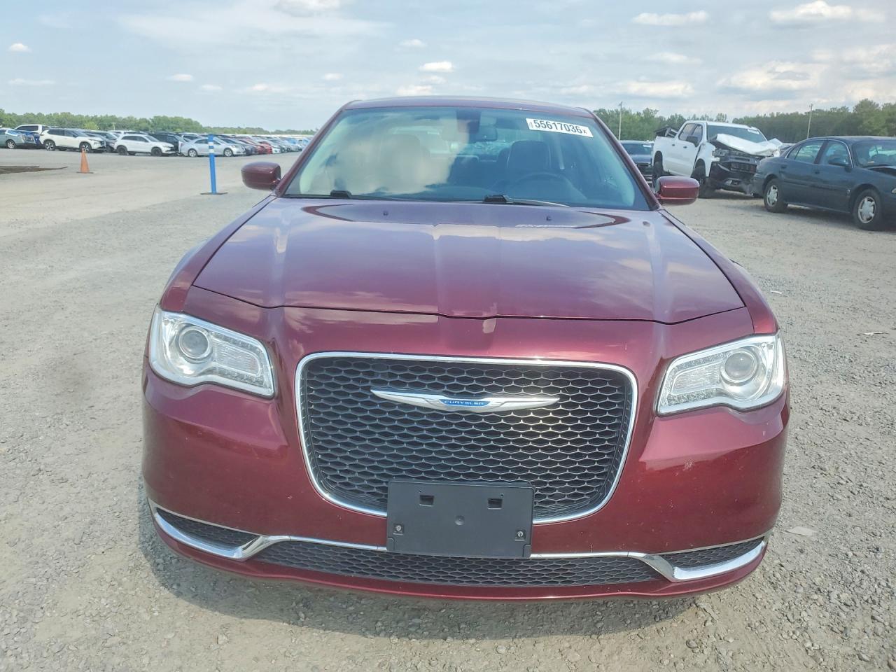 2017 Chrysler 300 Limited - Фото 5