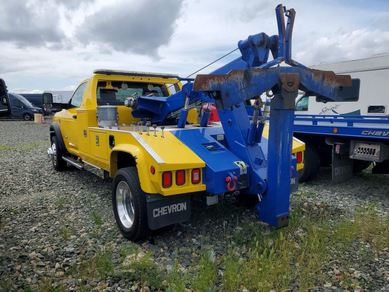 2019 Ram 5500 Tow Truck - Image 2
