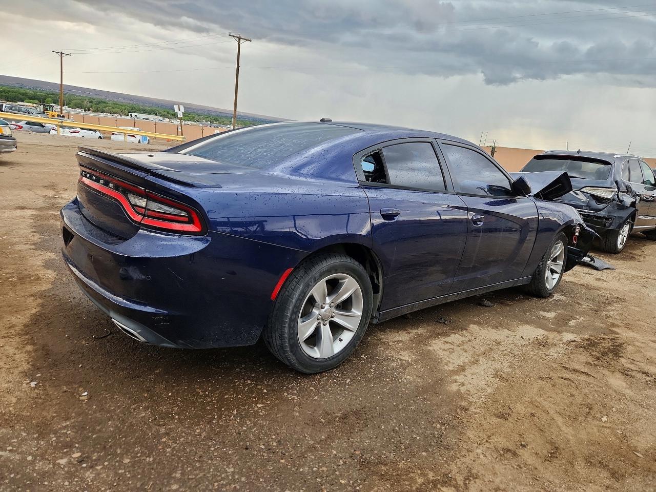 2015 Dodge Charger Se - Image 3