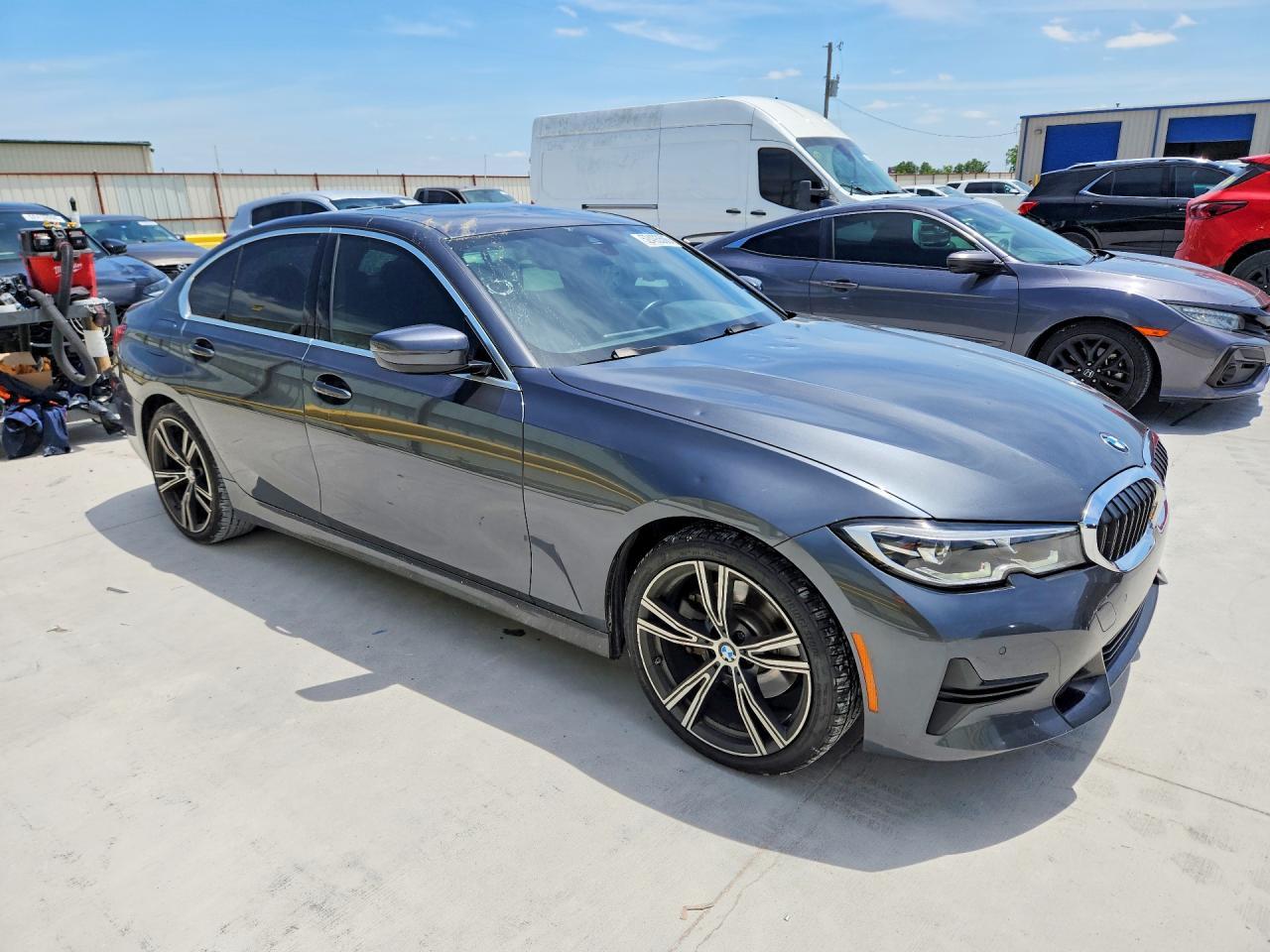 2021 BMW 330I - Image 4