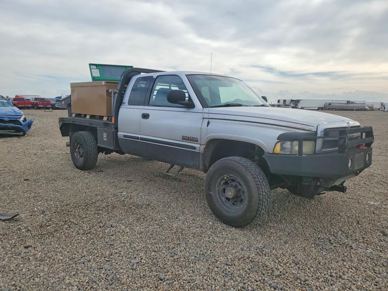 2002 Dodge Ram 2500 - Фото 4
