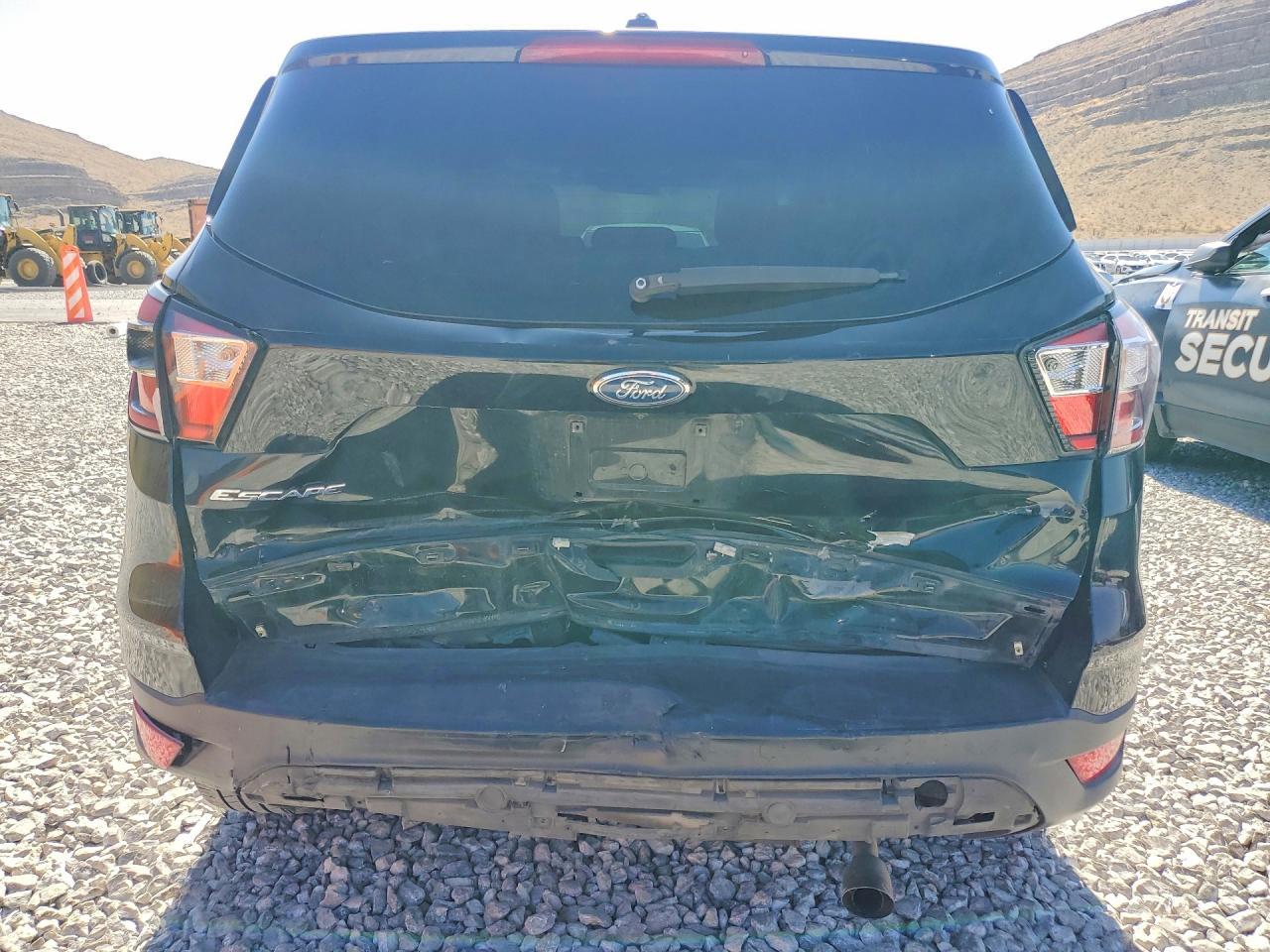 2018 Ford Escape S - Фото 6
