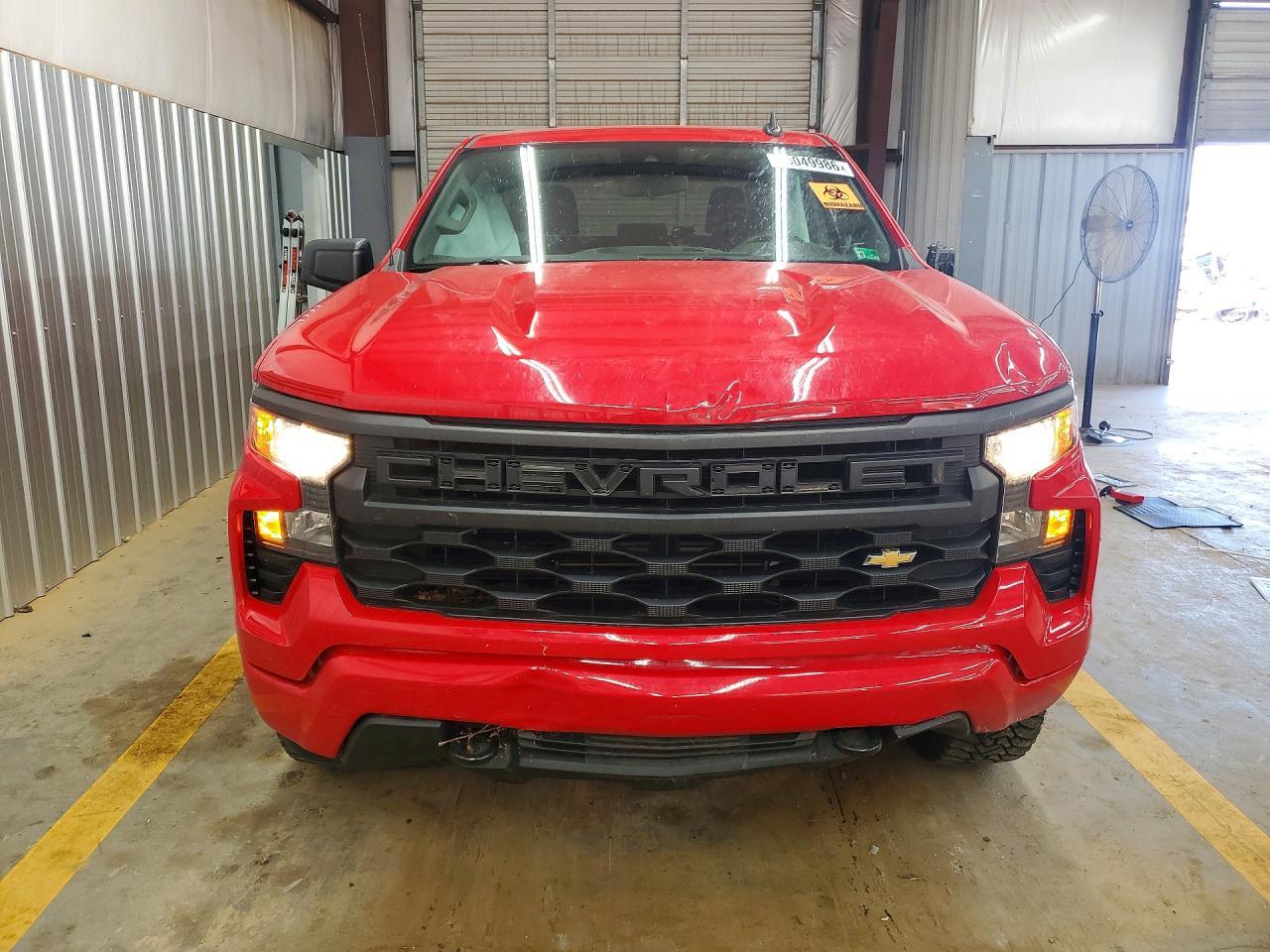 2022 Chevrolet Silverado K1500 Custom - Image 5