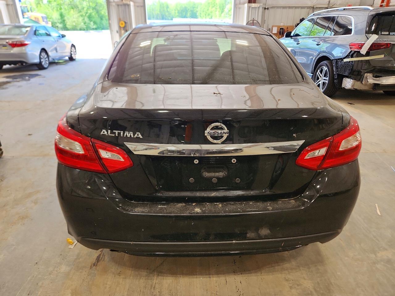 2017 Nissan Altima 2.5 S - Фото 6