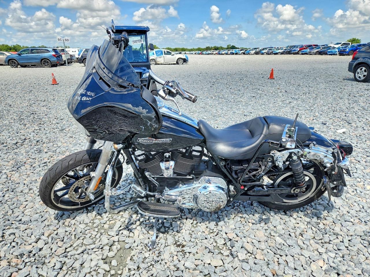 2023 Harley-Davidson Flhx - Фото 3