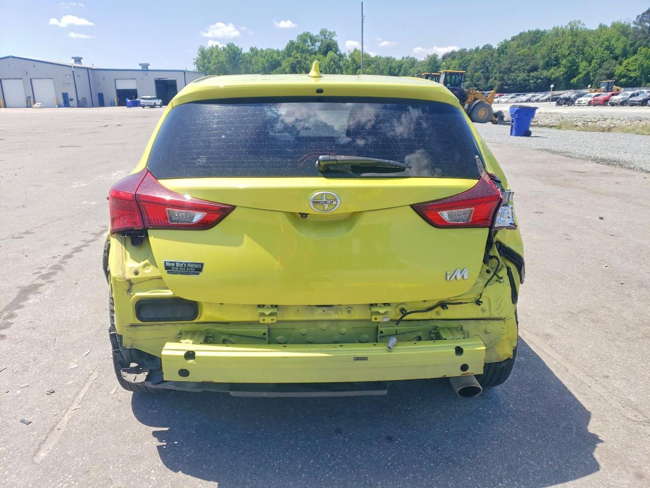 2016 Scion Im Base - Фото 6