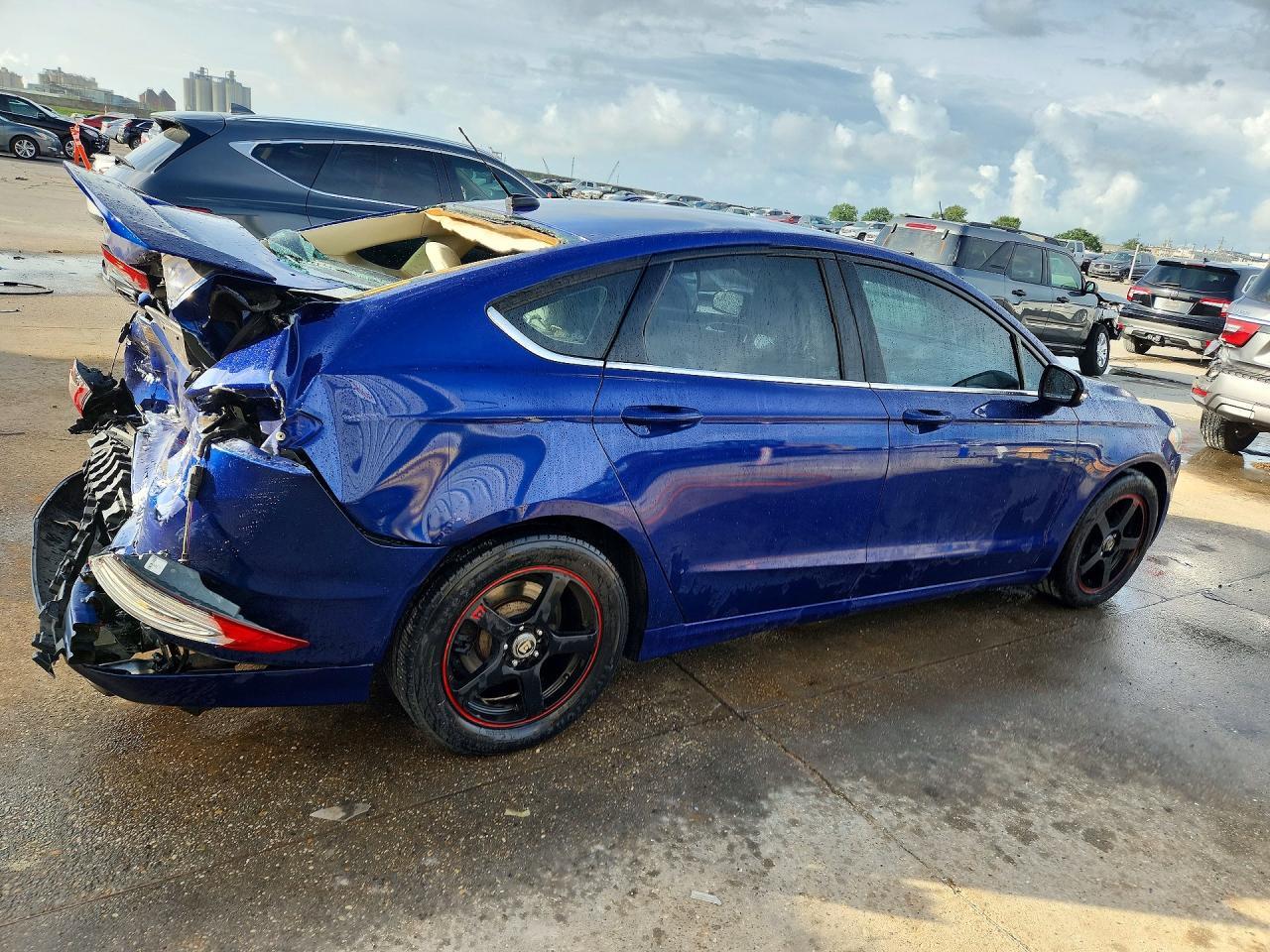 2013 Ford Fusion Se - Фото 3