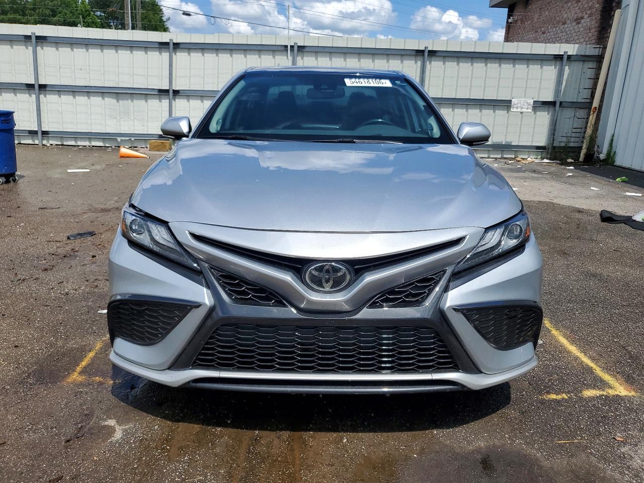 2022 Toyota Camry Xse - Image 5