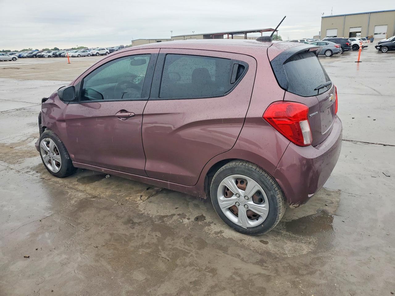 2019 Chevrolet Spark Ls - Фото 2