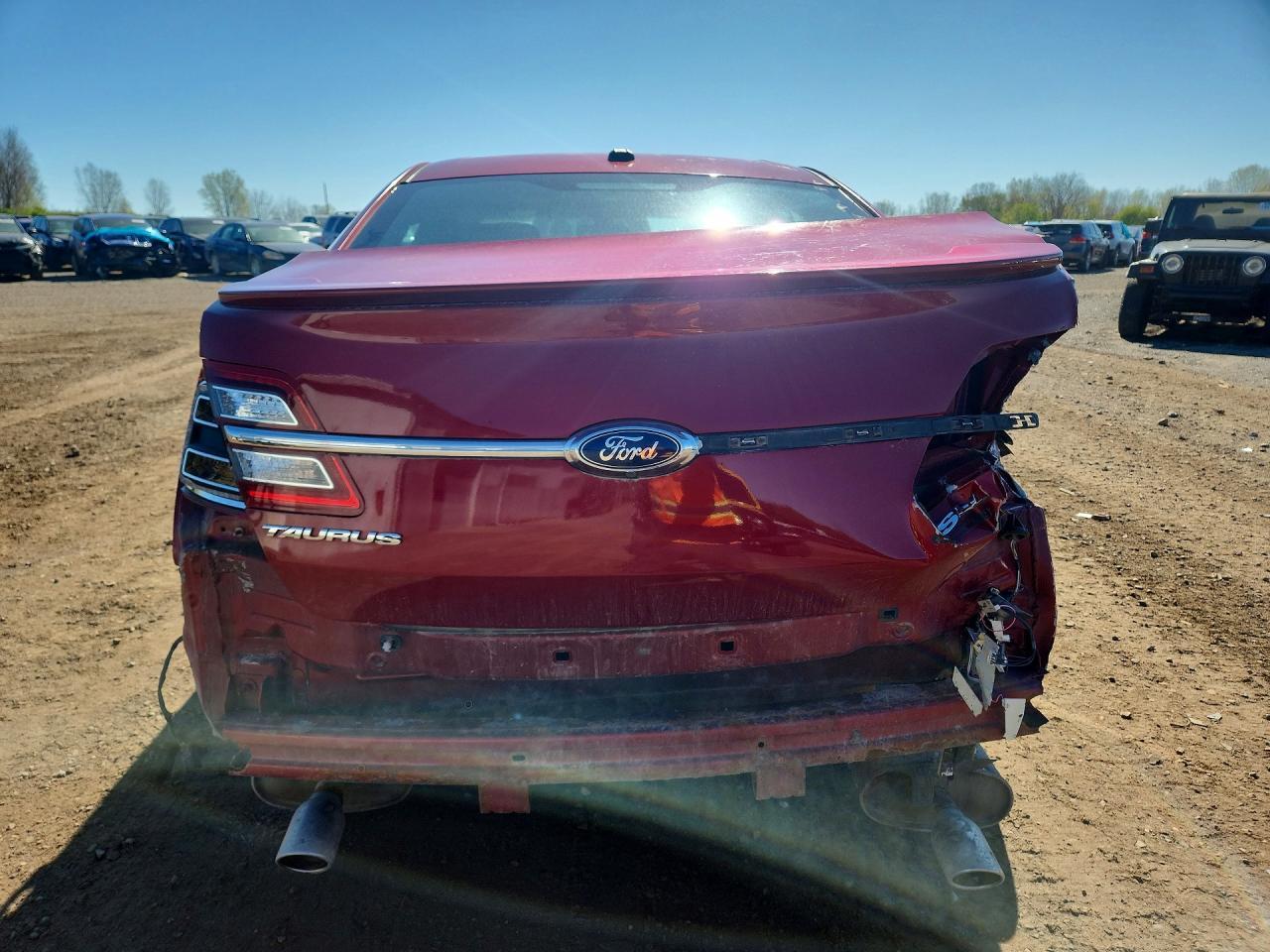 2014 Ford Taurus Sel - Image 6
