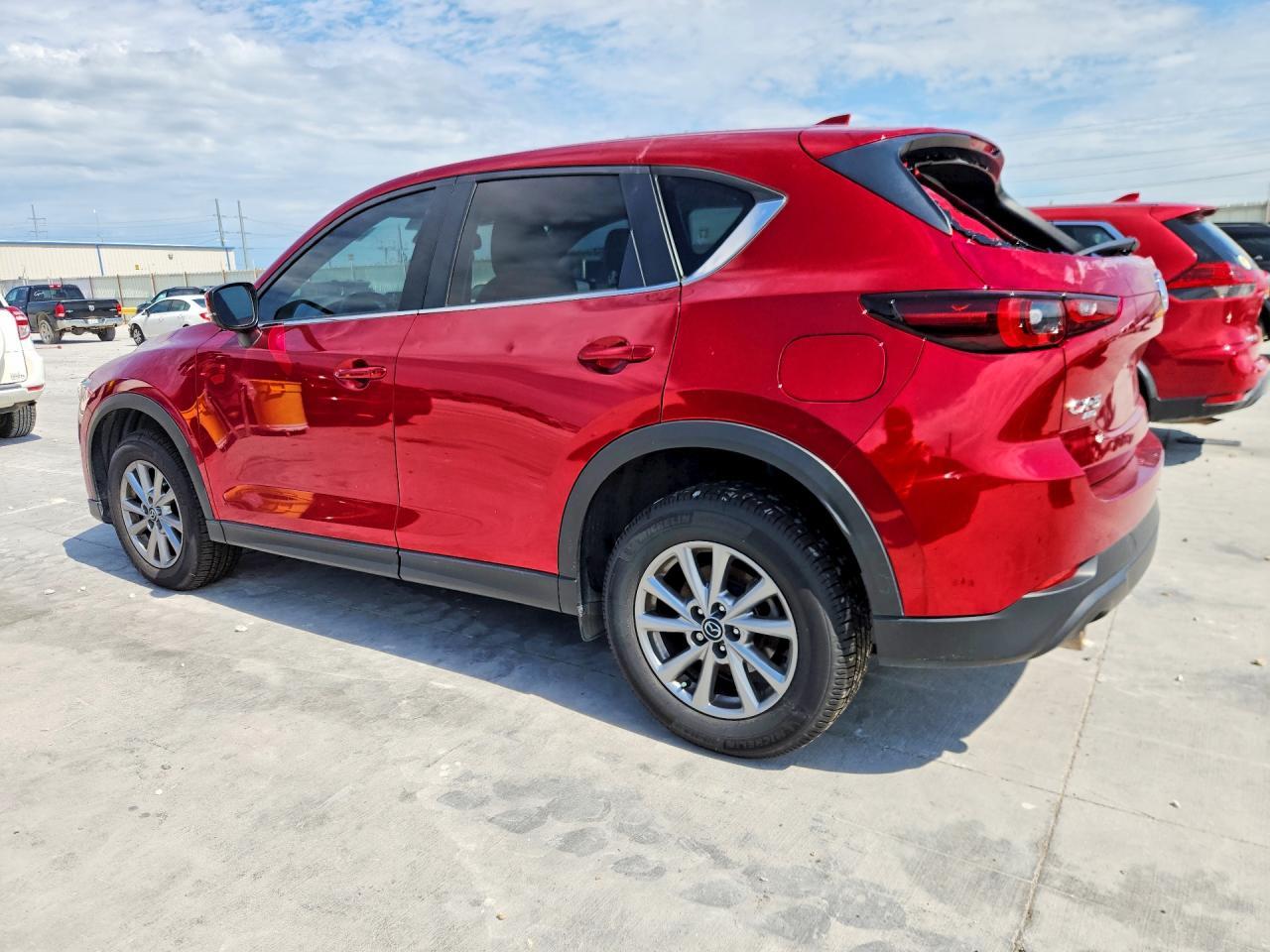 2023 Mazda Cx-5 Preferred - Image 2