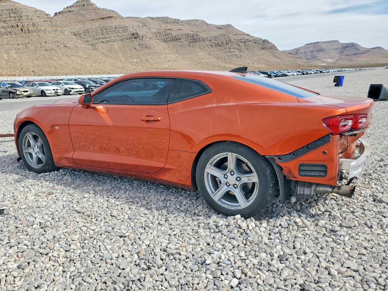 2024 Chevrolet Camaro Ls - Фото 2