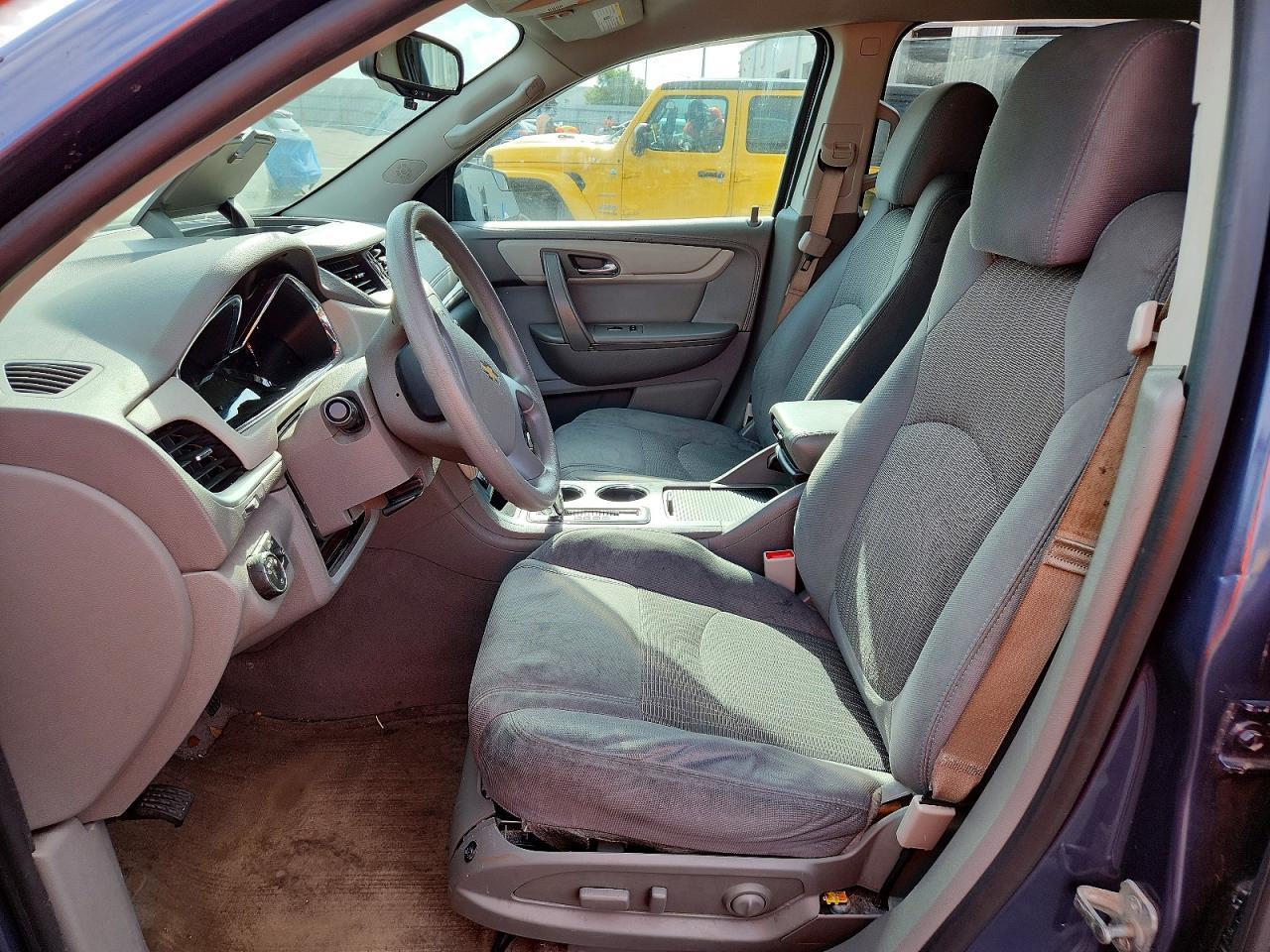 2014 Chevrolet Traverse Ls - Image 7